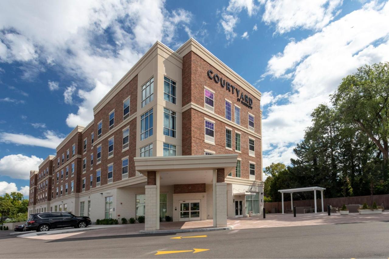 Courtyard Rochester Downtown Exterior photo